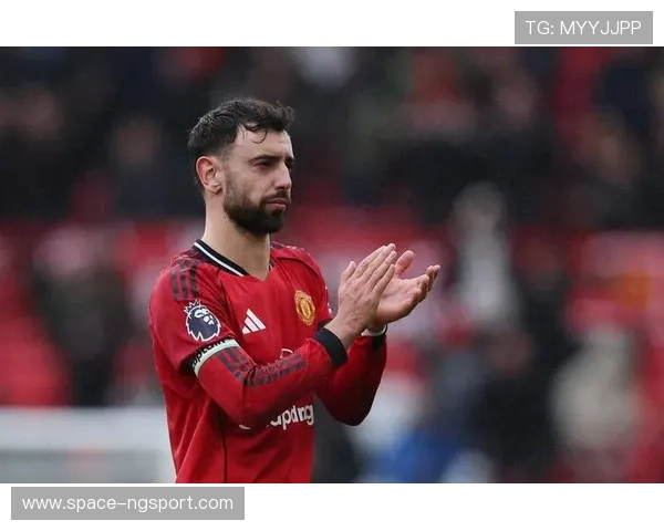 十人热刺0-2不敌曼联,B费参与进球数解锁200球里程碑 十人热刺0-2不敌曼联,B费参与进球数解锁200球里程碑